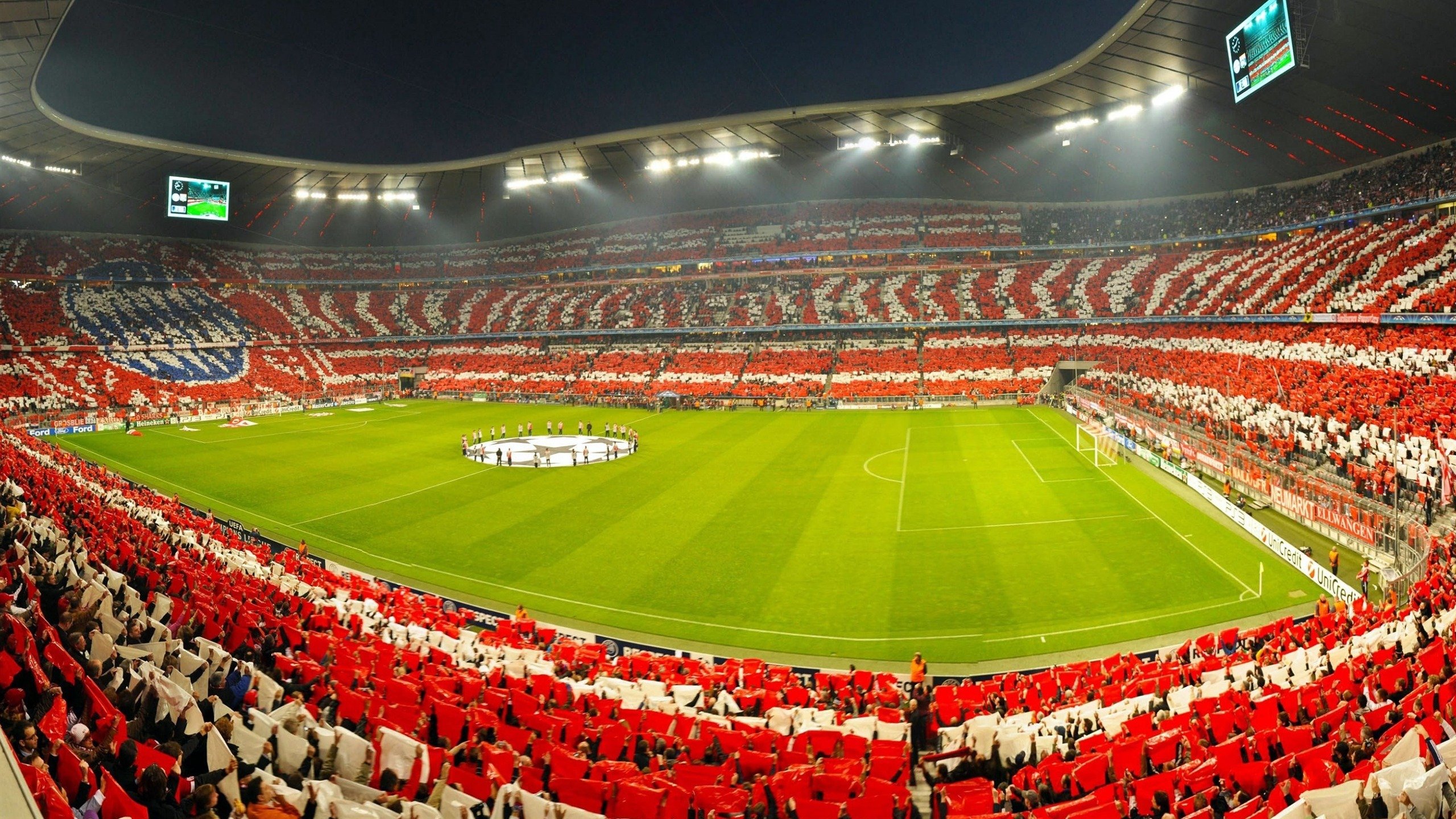 《电竞场景搭建：打造最炫比赛环境》，电竞场景图